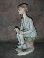 Статуэтка. Фарфор. Любит — не любит. Capodimonte. Италия