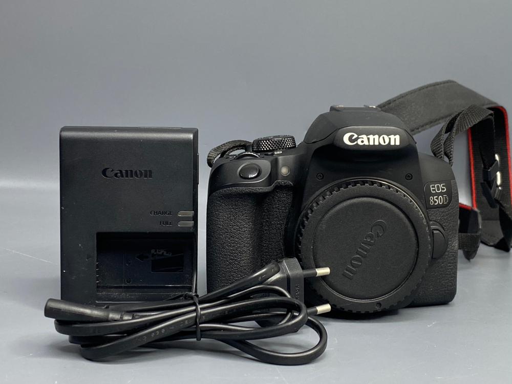 Canon EOS 850D — 13 800 кадров