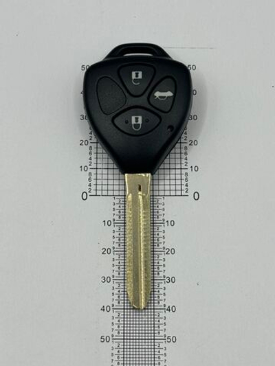 Заготовка автомобильного ключа Toyota 3кн.корп.дист.кл. 14557