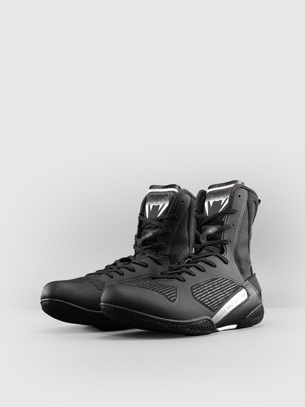 Боксерки Venum Elite Neo Black/White