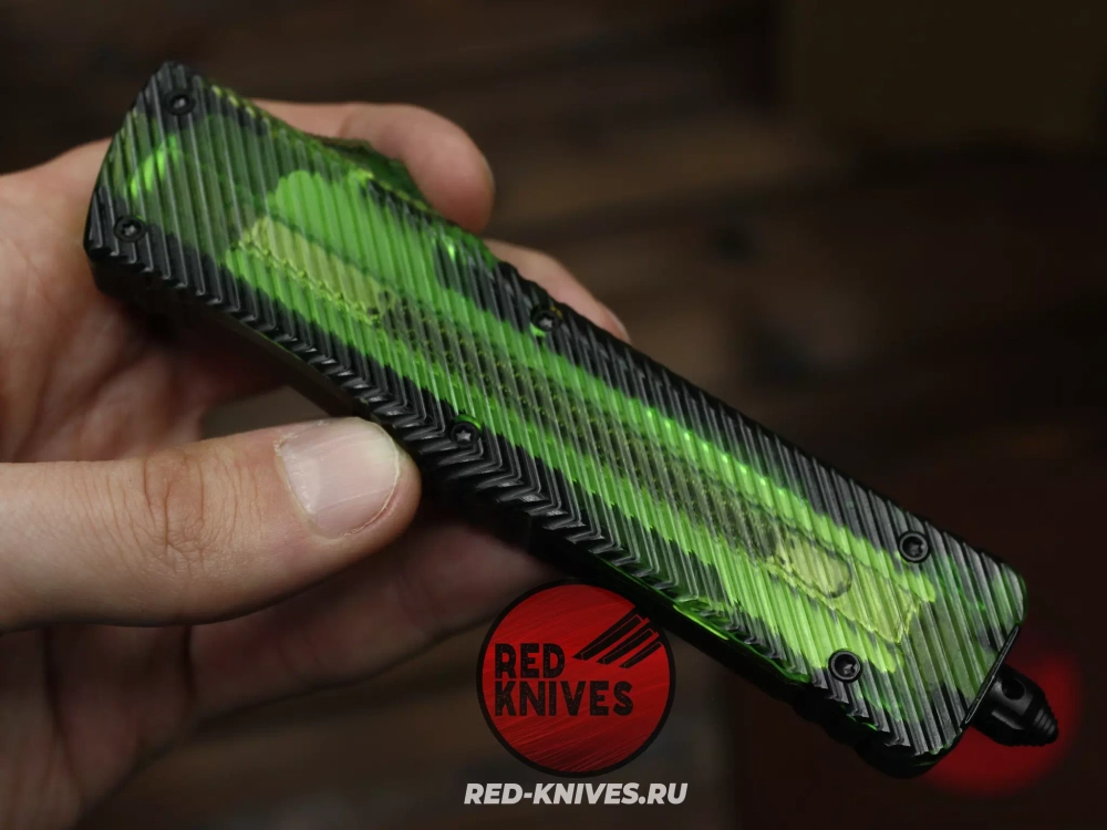 Нож Microtech Troodon T/E - рукоять зеленый Ultem, черный клинок RK-468