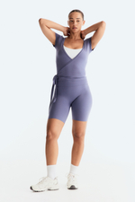 Спортивный топ из модала с запахом — короткие рукава - H&M