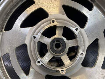 Колесо переднее Yamaha V-Max 1200 ACA 056438
