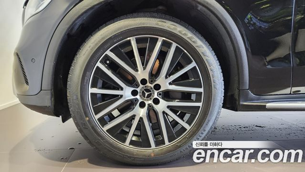 Mercedes-Benz GLC-Class GLC220 d 4MATIC — 2020