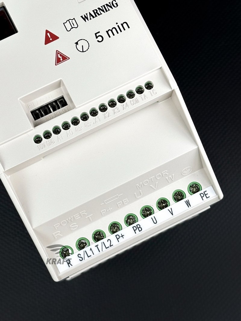 Преобразователь частотный B100-BT5.5KW