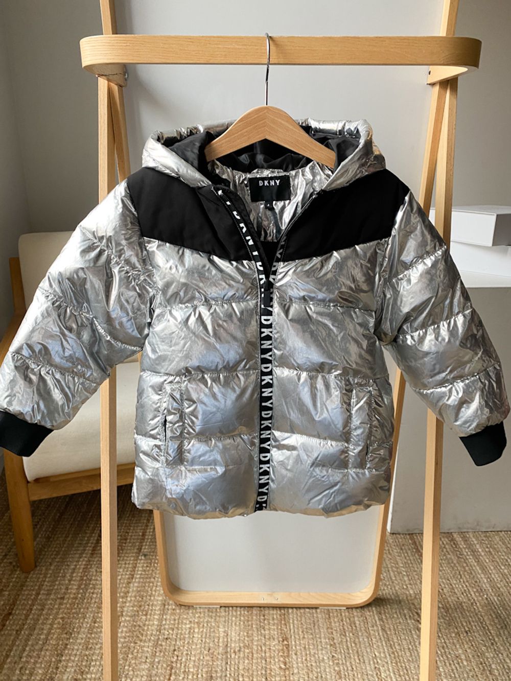 Куртка DKNY, 104