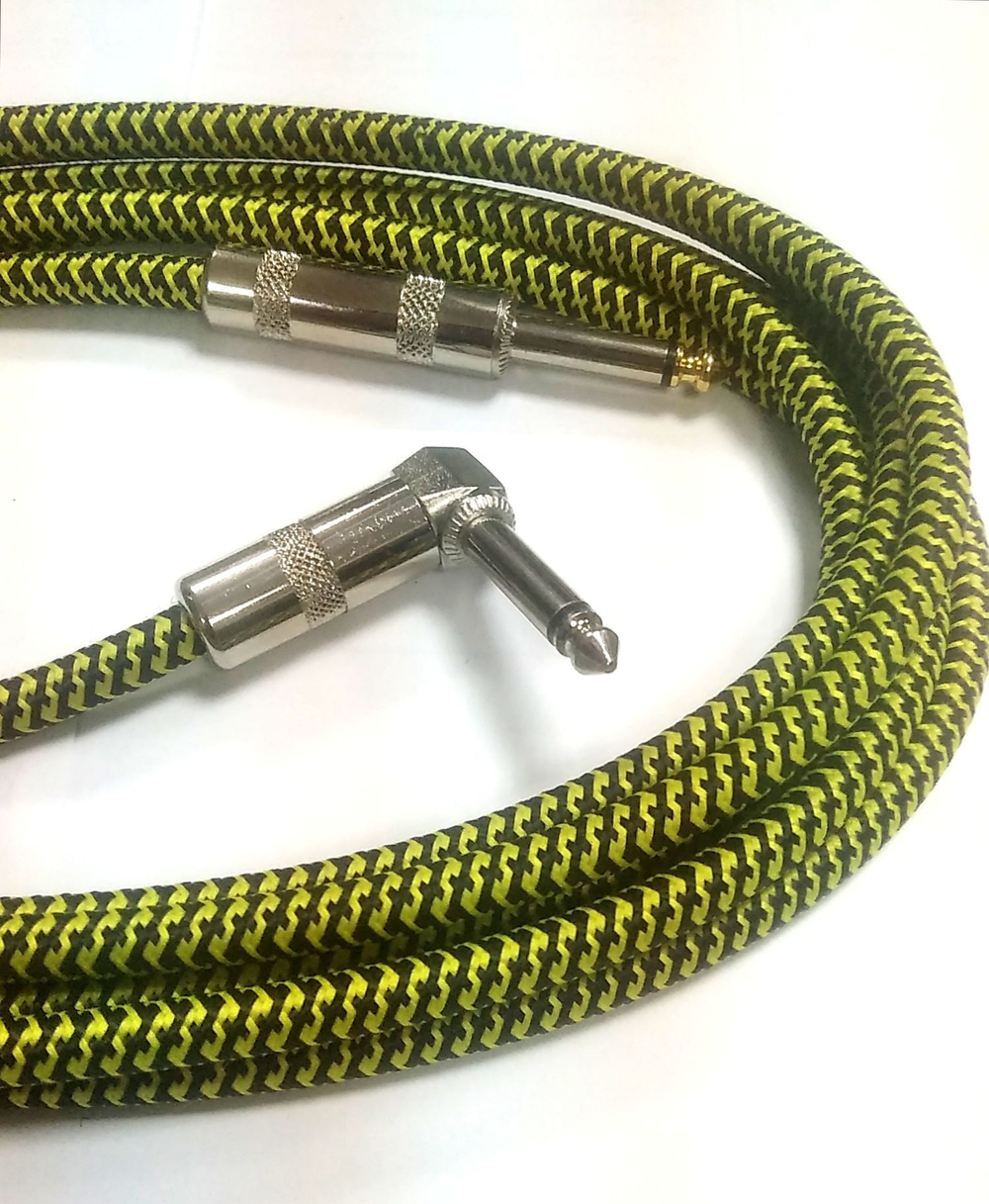 Кабель гитарный 3м угловой джек Stands & Cables