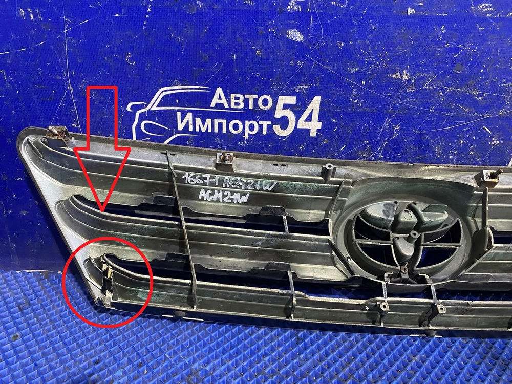 Решетка радиатора TOYOTA IPSUM 2003-2009