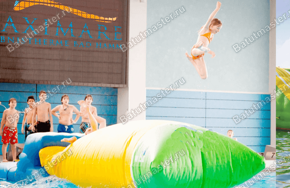 Надувной водный балансир «Флип», 5,5×2×1 м