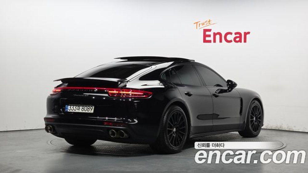 Porsche Panamera 3.0 AWD — 2018