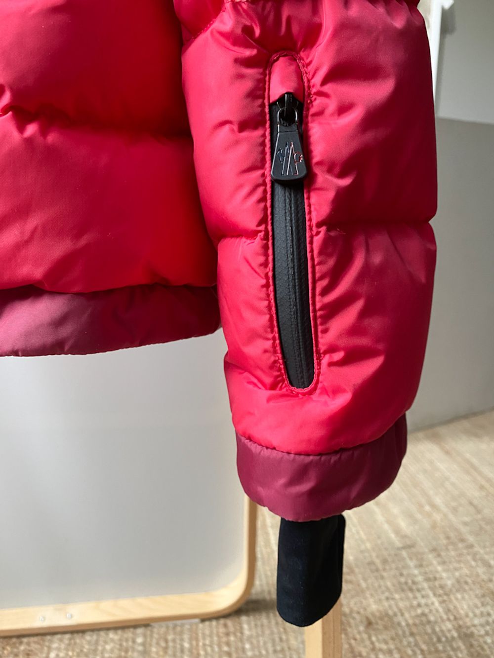 Пуховая куртка Moncler, 140