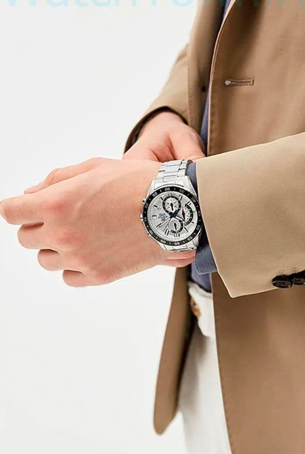 Мужские наручные часы Casio EFV-550D-7A