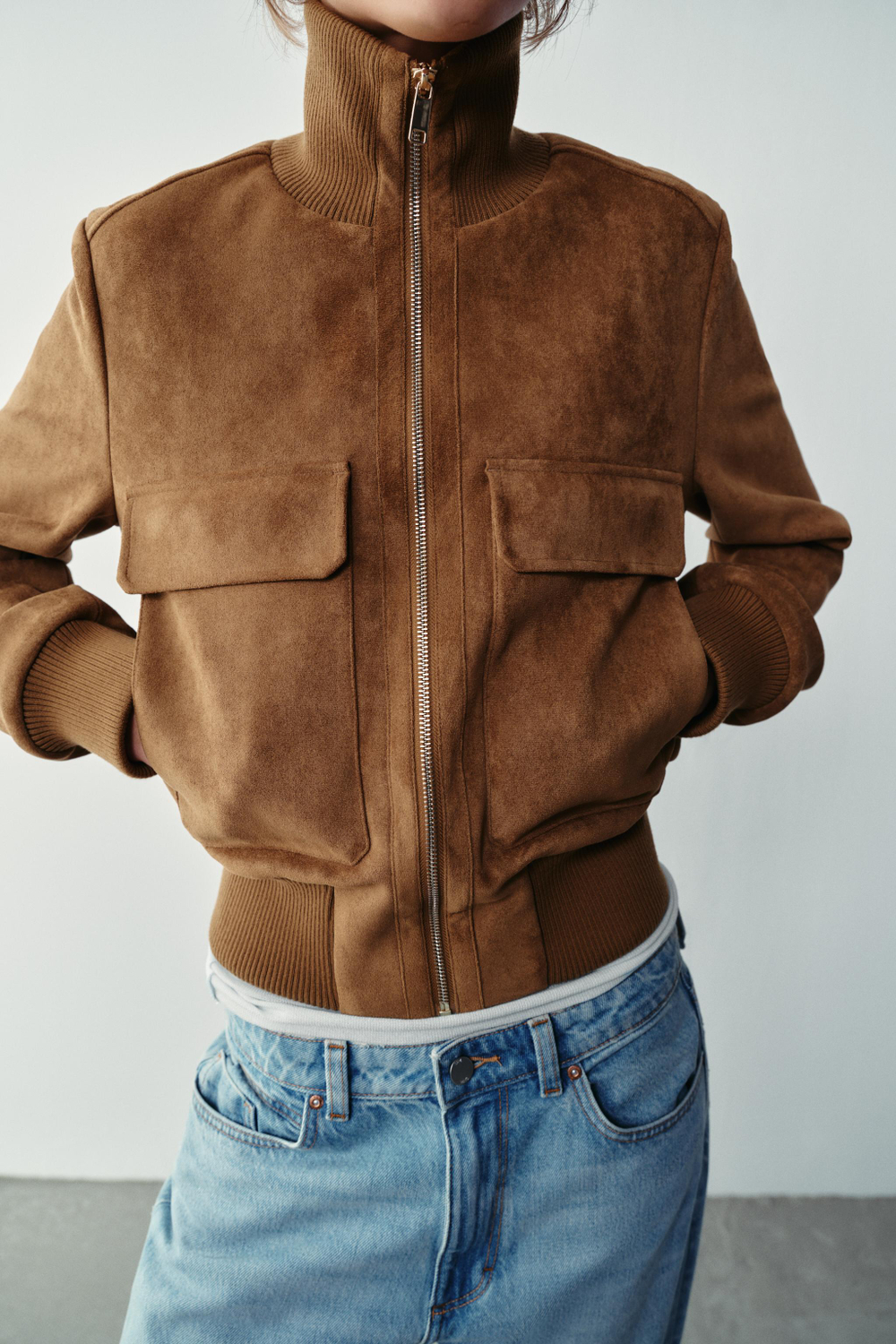 БОМБЕР ИЗ ИСКУССТВЕННОЙ ЗАМШИ — ZARA