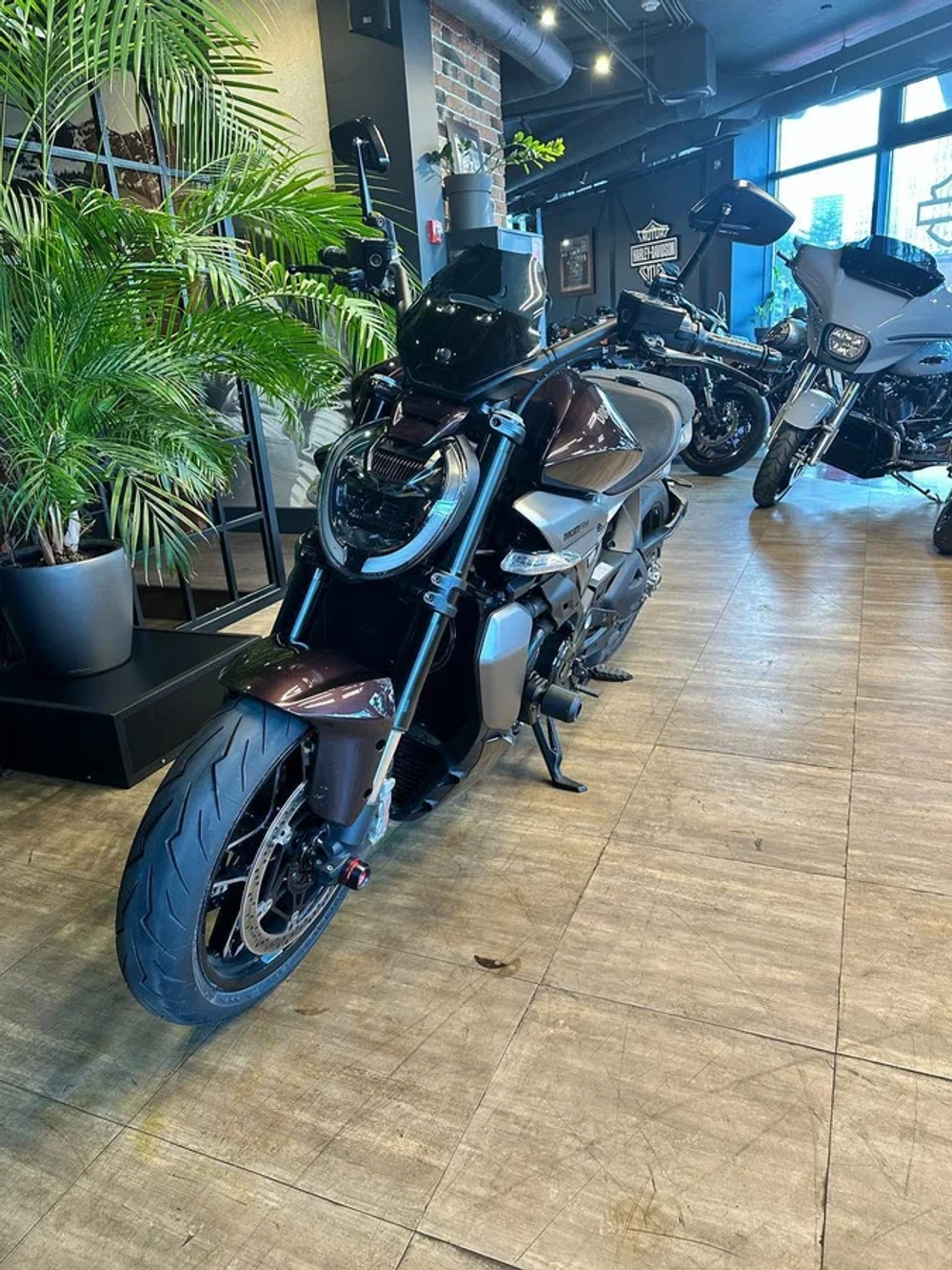 Ducati XDiavel, 2025 баклажан 757 км
