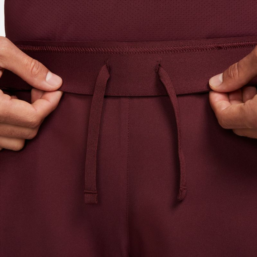 Мужские теннисные шорты Nike Court Dri-Fit Victory Short 9in - night maroon/white