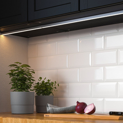 IKEA MITTLED  (ИКЕА МИТТЛЕД)  -  Светодиодная подсветка для кухни - с регулировкой яркости серебристый 40 см