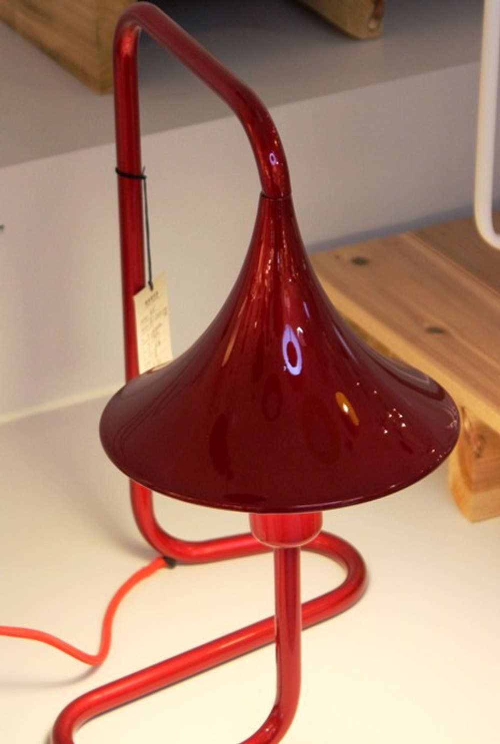 лампа self table lamp ( красная )