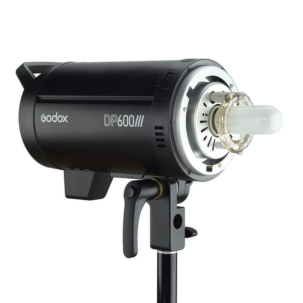 Студийная вспышка Godox DP600III