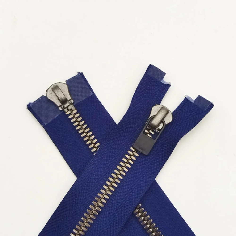 MM197 Молния металлическая YKK