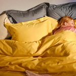 Комплект постельного белья IKEA LUKTJASMIN (ЛЮКТЭСМИН), Двуспальный, Желтый, 240x220, 50x80 см