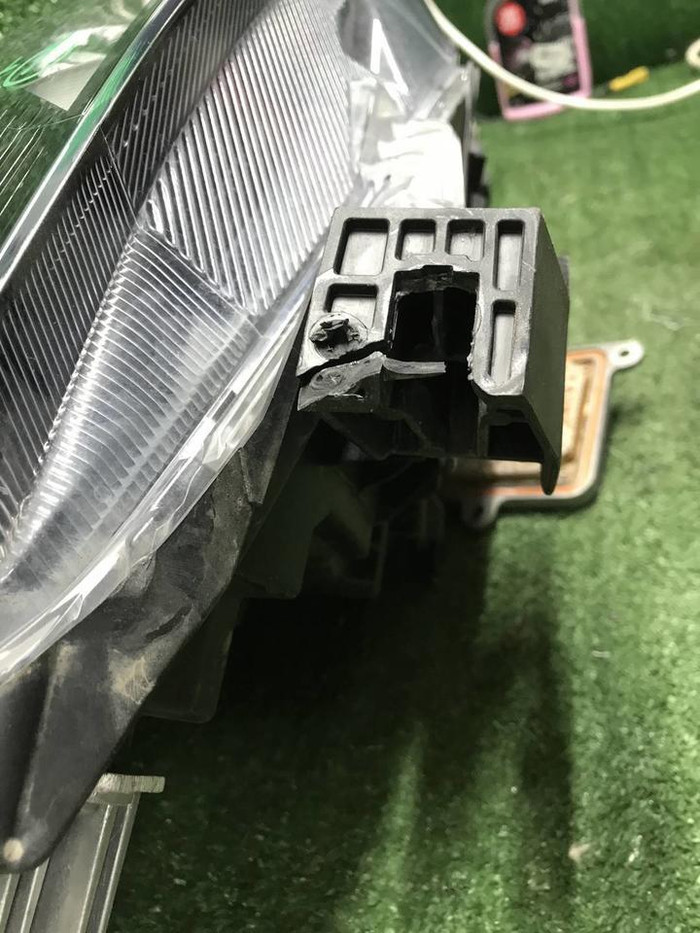 Фара правая Haval F7 (2018-2024) LED