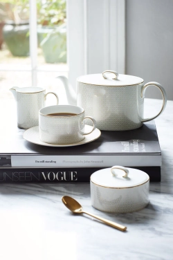 Wedgwood Винный шкаф II Gio Gold EAN 701587437370