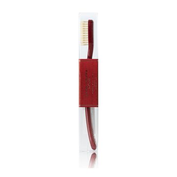 Зубная щетка Acca Kappa с нейлоновой щетиной средней жесткости (цвет Venetian Red)