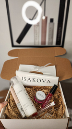ISAKOVA Подарочный набор косметики для лица с уходом. Пенка, паста для укладки бровей, блеск для губ, сыворотка.