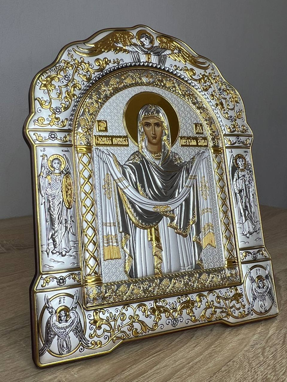 Покрова БМ, икона арочная с рамкой, красное дерево 266х335