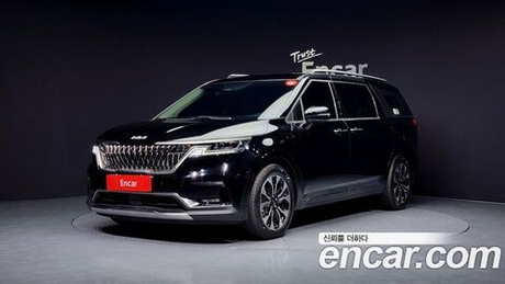 KIA Canival Gasoline 7-Seater Outdoor — 2023