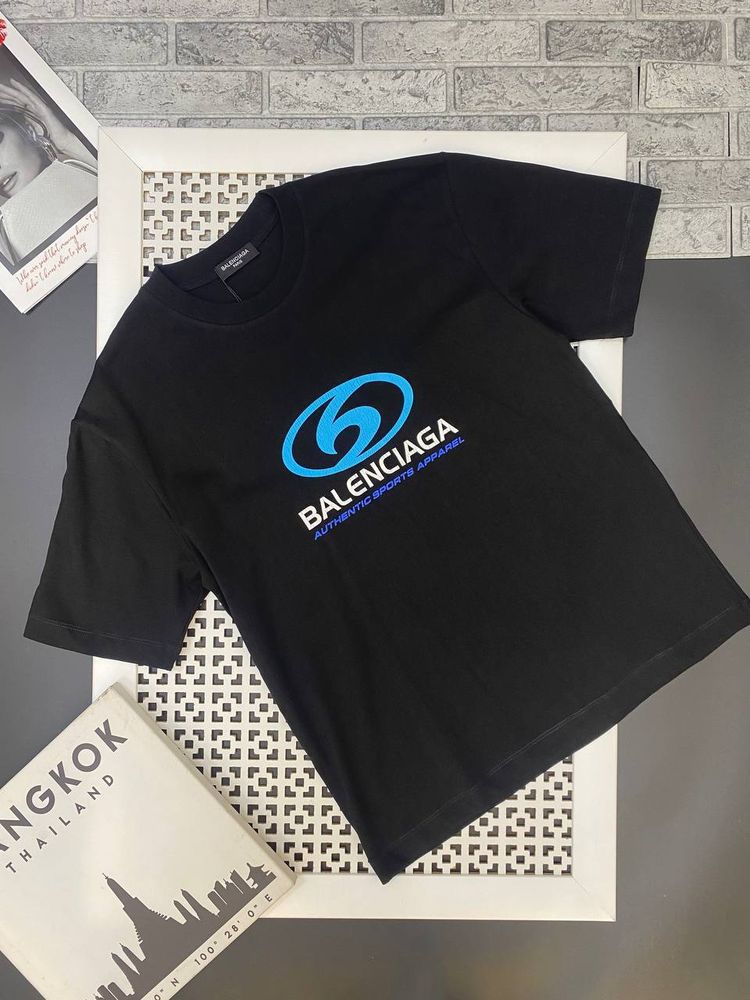 Шорты Balenciaga