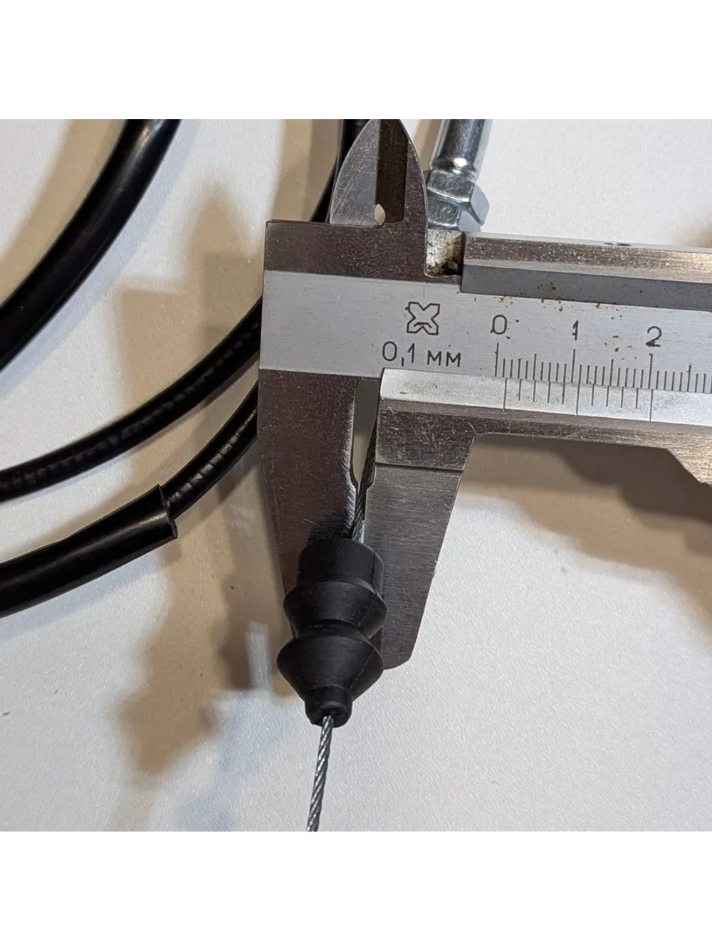 P-(нет продаж) Bt0 Трос газа для скутера 157QMJ 150см3