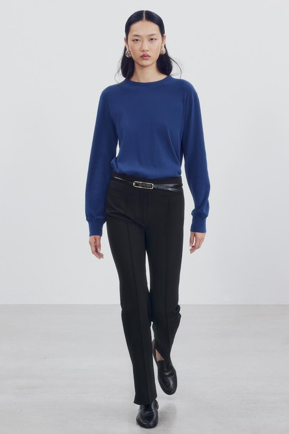 ZARA ФУТБОЛКА С ДЛИННЫМИ РУКАВАМИ, ИНДИГО