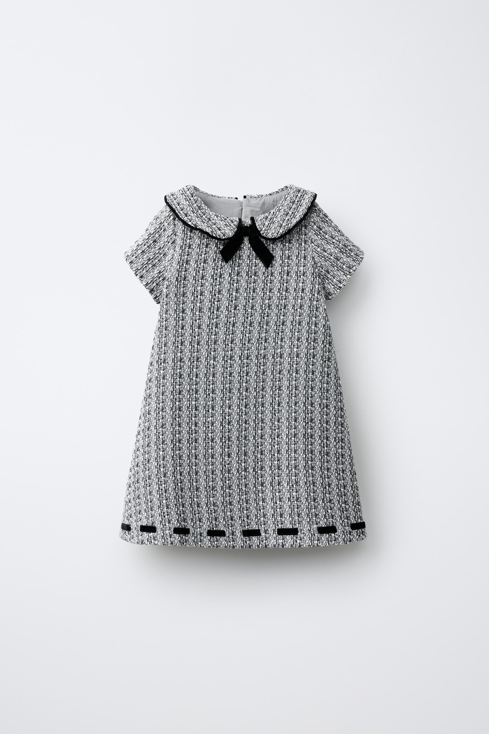 ZARA ПЛАТЬЕ ИЗ РЕЛЬЕФНОЙ ТКАНИ С БАНТОМ, СЕРЫЙ
