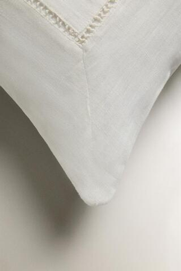 ZARA HOME ОДНОТОННЫЙ ЛЬНЯНОЙ ЧЕХОЛ ДЛЯ ДЕКОРАТИВНОЙ ПОДУШКИ, КРЕМОВЫЙ