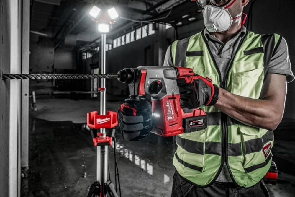 Аккумуляторный перфоратор Milwaukee M18 BLH-0 4933479426
