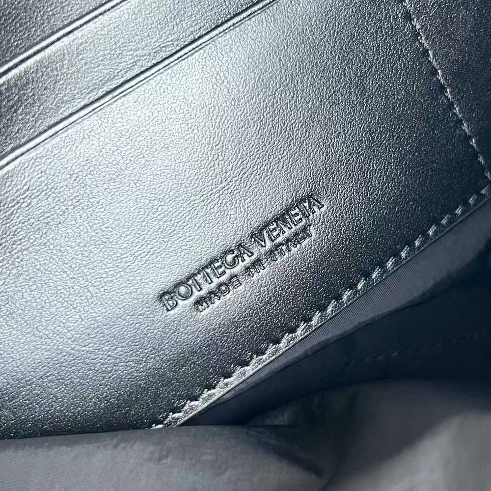 Клатч Bottega Veneta