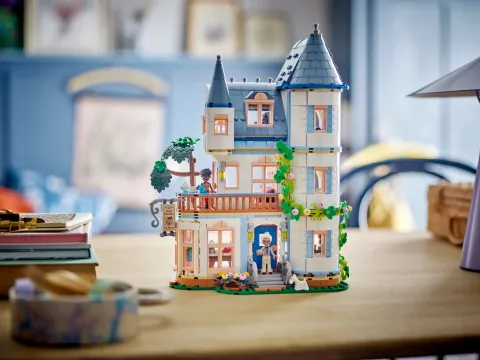 Конструктор LEGO Friends 42638 Отель типа: Постель и завтрак