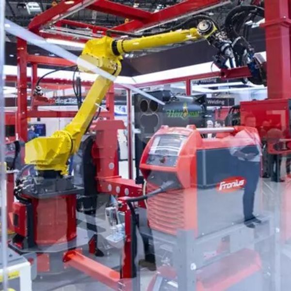 Fronius представляет революционные инновации Fronius представляет революционные инновации