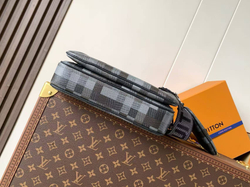 Мессенджер-Сумка через плечо Louis Vuitton