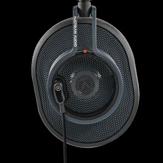 Austrian Audio The Composer Black