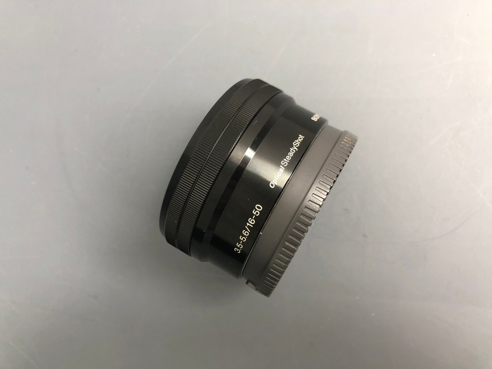 Sony 16-50mm 3.5-5.6 PZ OSS