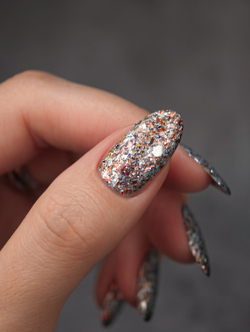 Лак для ногтей Diamond Eyes