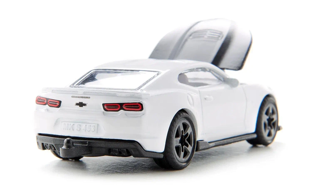Машина Chevrolet Camaro