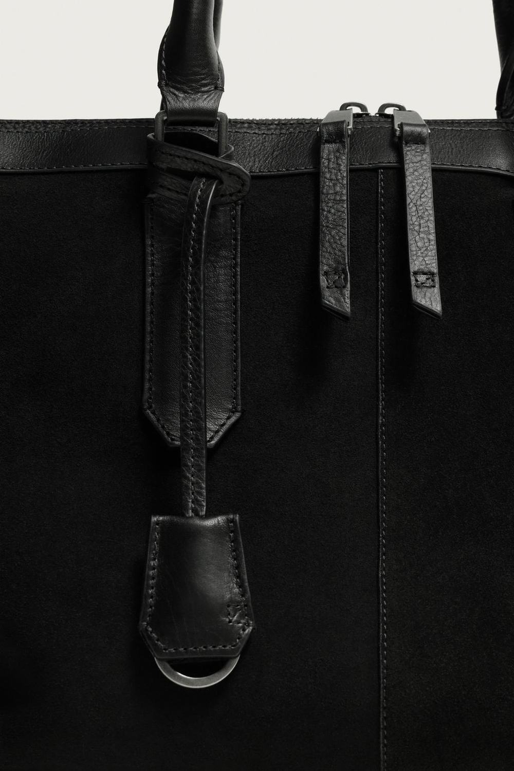 ZARA КОЖАНАЯ ДОРОЖНАЯ СУМКА, ЧЕРНЫЙ