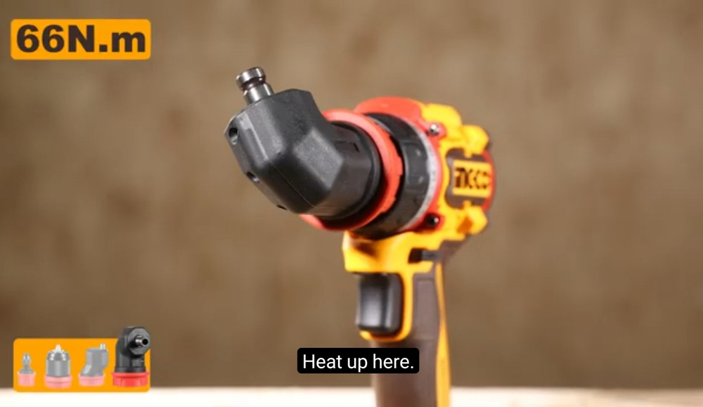 Аккумуляторный бесщёточный шуруповерт INGCO CDLI206686 INDUSTRIAL 20 В 66 Нм с набором сменных насадок