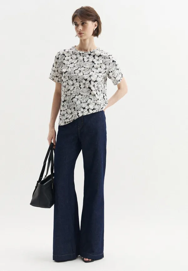 Джинсы женские WEEKEND MAX MARA WKDLATINO