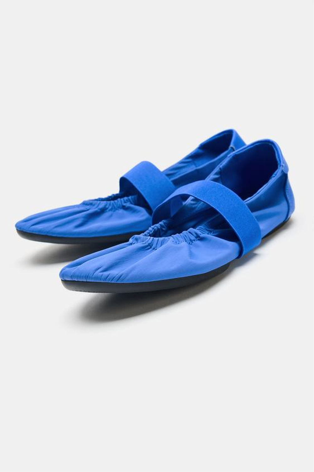 ZARA СПОРТИВНЫЕ БАЛЕТКИ С ЭЛАСТИЧНЫМ РЕМЕШКОМ, СИНИЙ