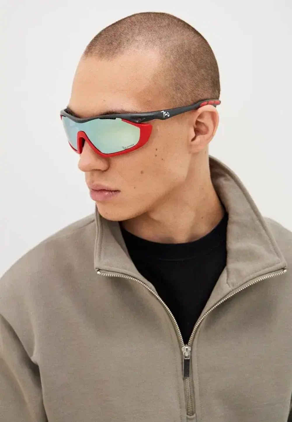 Спортивные очки 720armour Analog Pro / Matte Dark Grey / Matte Carmine Gasket / Smoke Full Blue White Lens