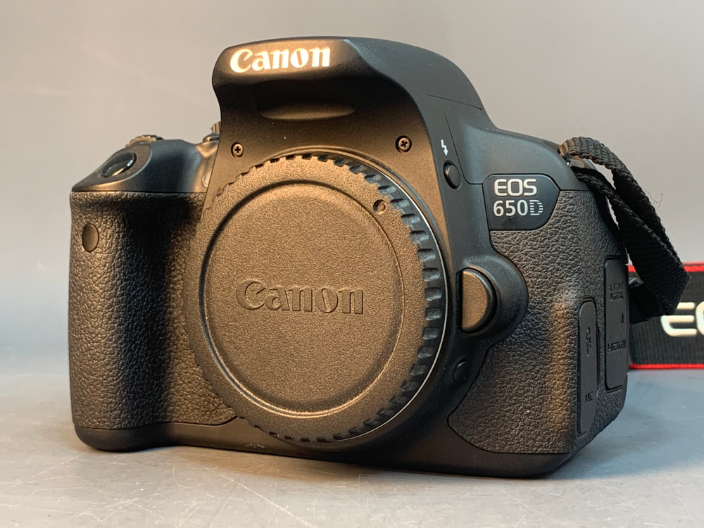 Canon EOS 650D 6793 кадров